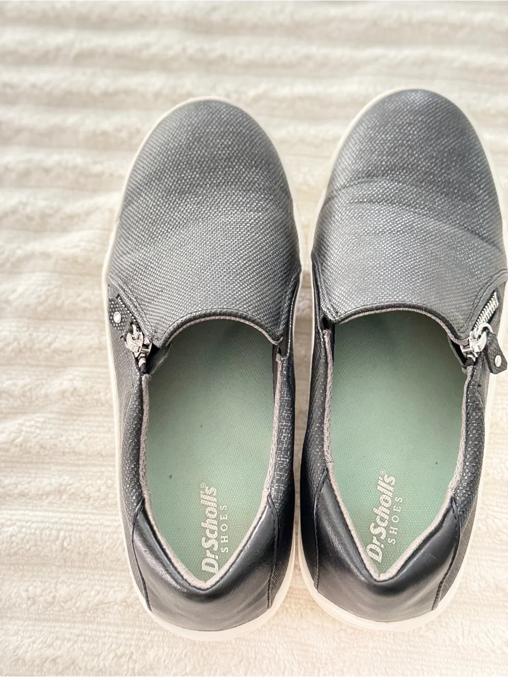 Dr. Scholls comfortable black